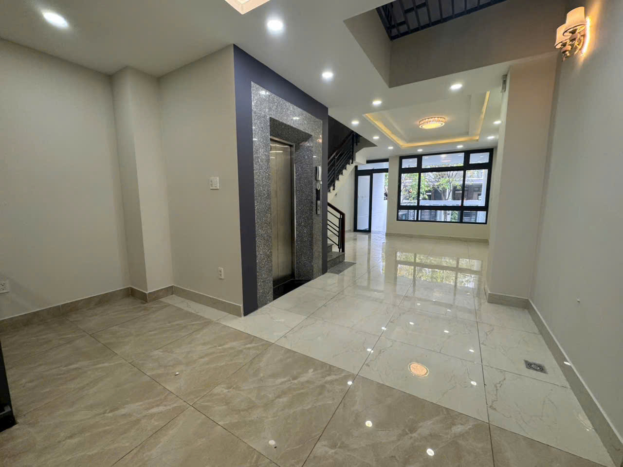 z6935813544787_b9539889f3d047ffceadfef9b880c59f